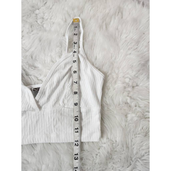 Asos Womens Crop Top White Spaghetti Strap Deep V-Neck Camisole Ribbed Knit 4 - Picture 4 of 6